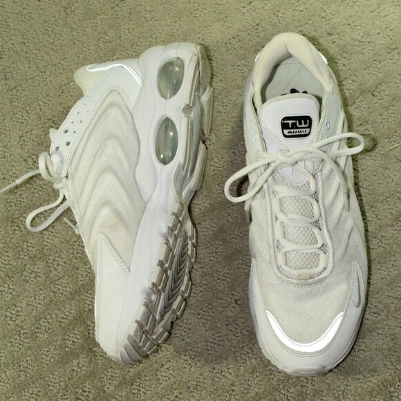 Size 7.5 - Nike Air Max TW Triple White Low main image 5